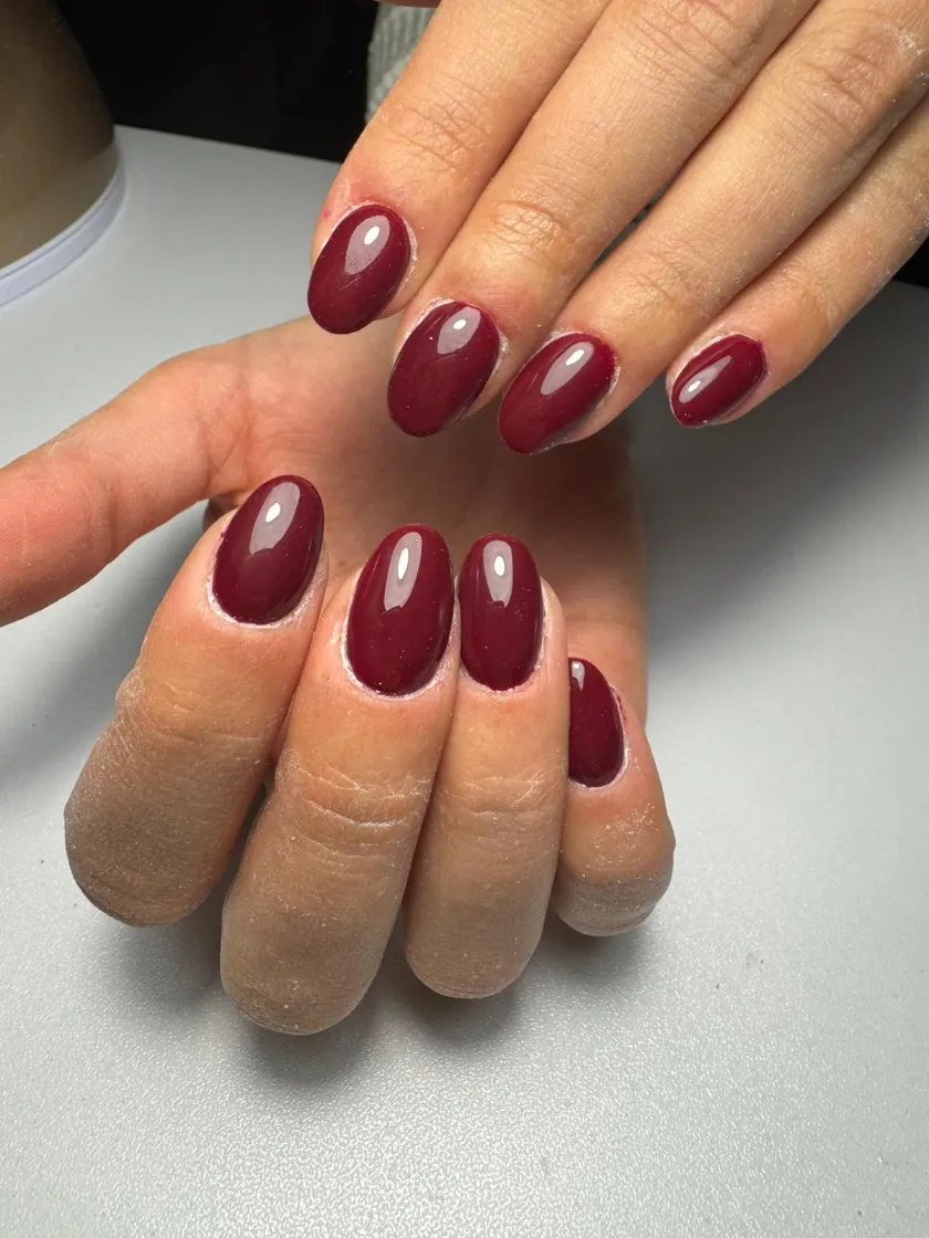 trattamento eseguito nails e ricostruzione unghie